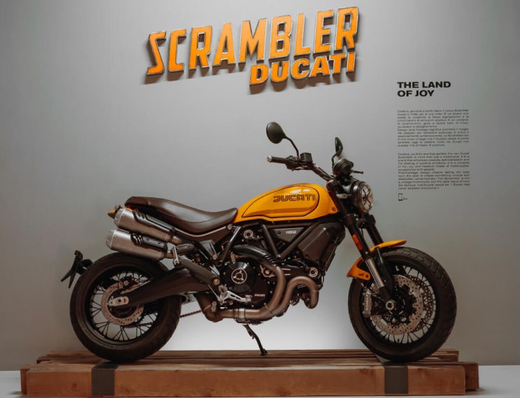  스크램블러 1100 트리뷰트 프로 / Scrambler 1100 Tribute Pro / Back to Celebrating Ducati's First L-twin Engine
