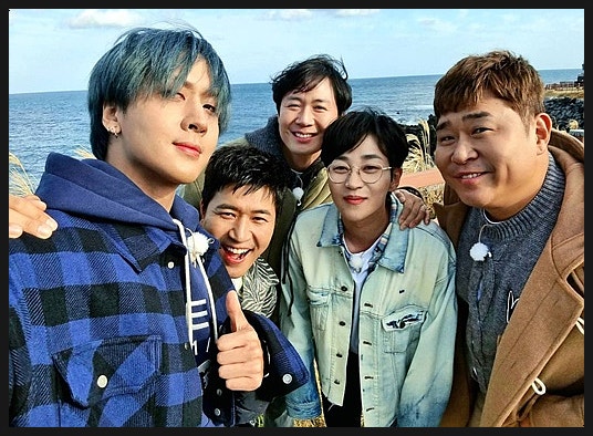 김선호, 김선호가 하차한 1박 2일 '100회 특집' 단체사진 공개
