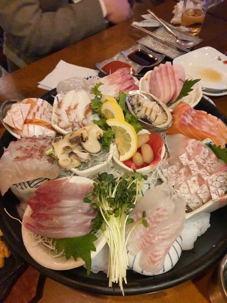  장안동 횟집 두툼