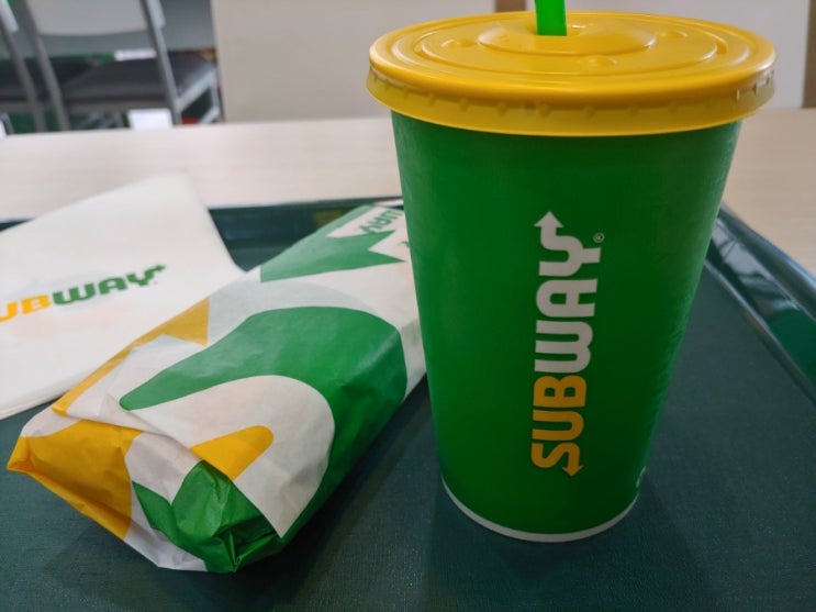  서브웨이 메뉴 파니니 스테이크 치즈 맛 먹어본 후기