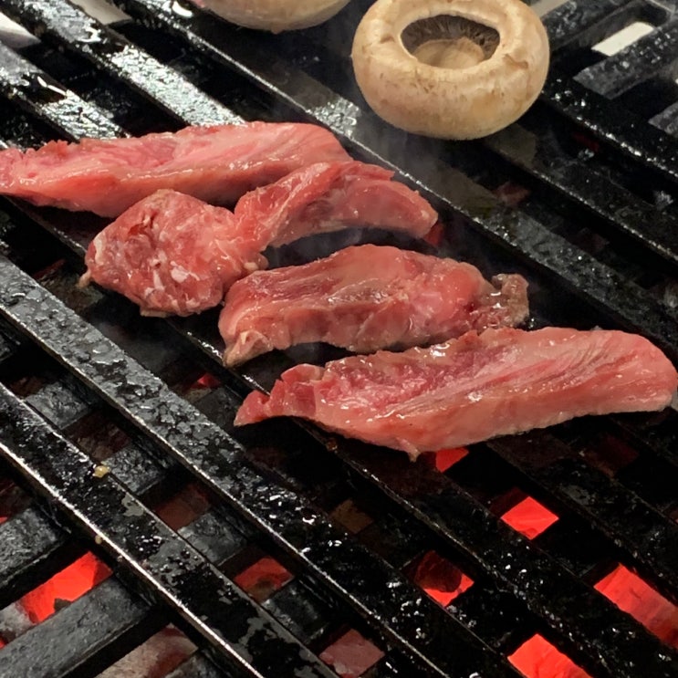  신당동 짝갈비 전문점 백송