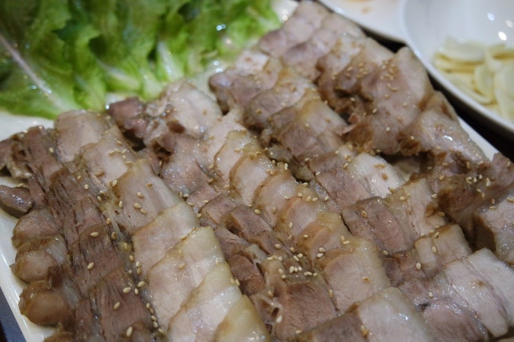  돼지고기 수육 칼로리가 이렇게나 높았나요??