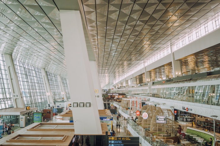  2021년 인도네시아 자카르타 공항 541명 외국인 입국 거부