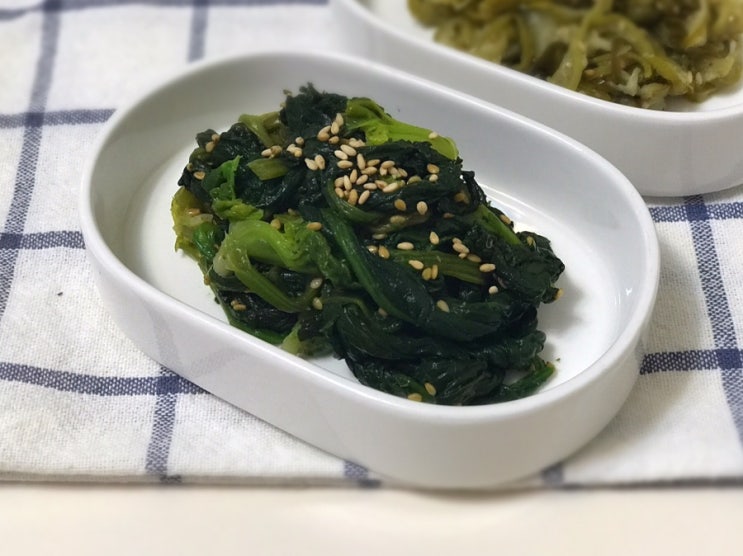  제철 시금치 나물 무침