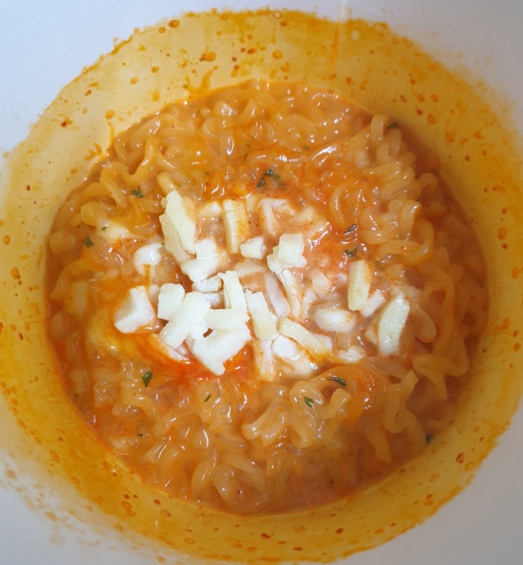  로제불닭볶음면 솔직 후기/칼로리/맛있게 먹는 법