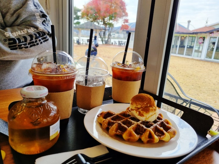  플로체, 정원이 너무 예쁘고 조용한 김포 월곶 카페