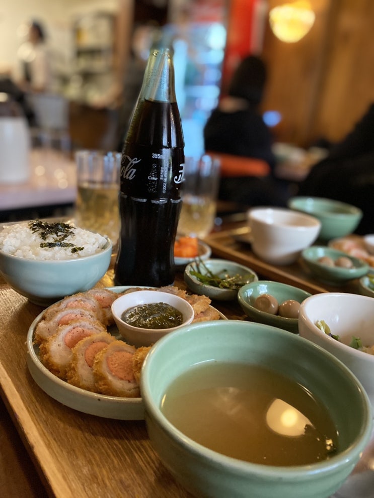  송파데이트는 송리단길맛집인 미자식당에서 명란돈까스