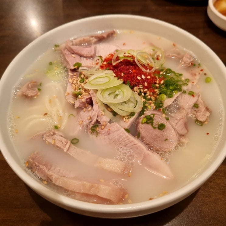  [서울 관악구] 제주상회 : 푸딘코 고기국수 맛집 (샤로수길, 낙성대역)
