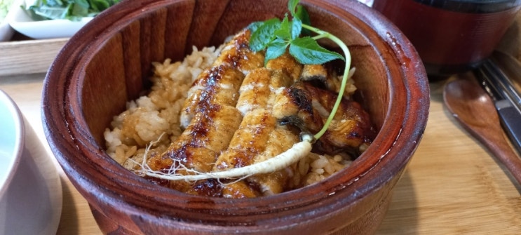  동래맛집 겨울철 건강식에는 장어덮밥 예담