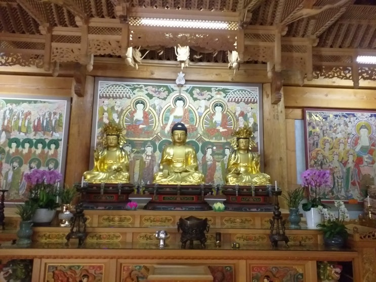  수락산 자락에 자리잡은 사찰.   염불사 - 2