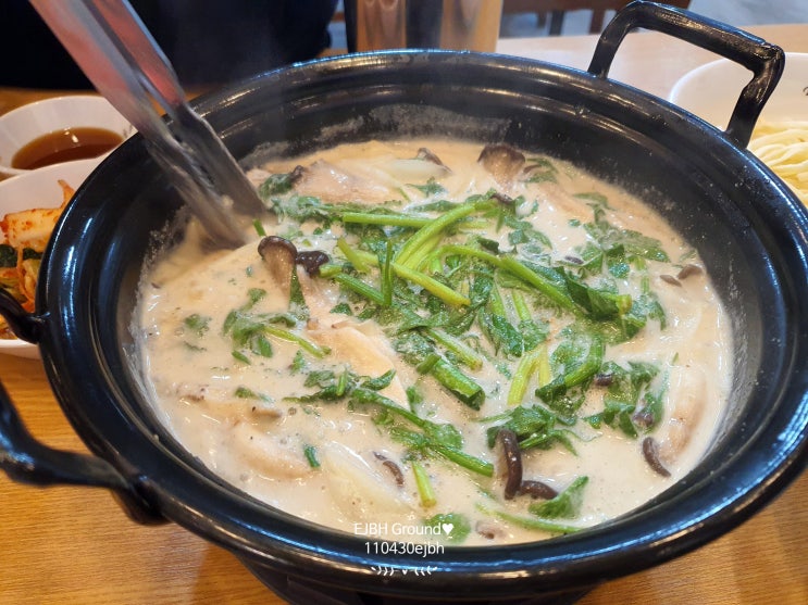  가산 등촌샤브 들깨칼국수 별미에요