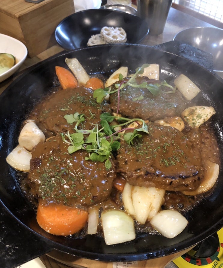  전주 현지인 찐맛집 <청학동 버섯전골> 버섯전골&떡갈비 세트 꼭 드세요