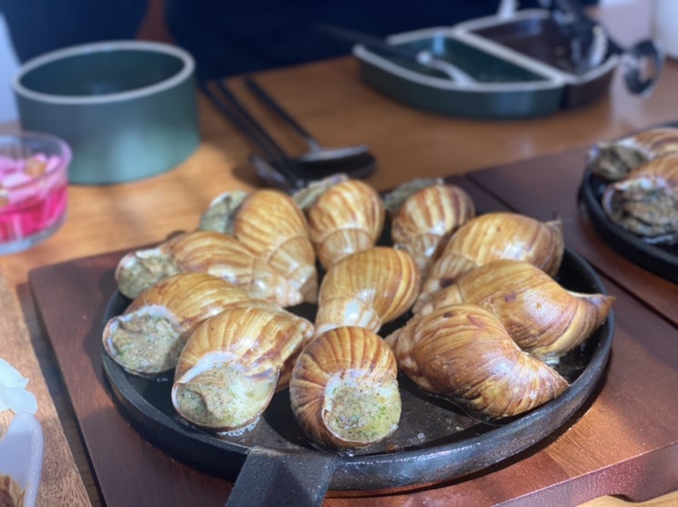  안성공도맛집 달팽이하우스에서 달팽이 코스요리 데이트