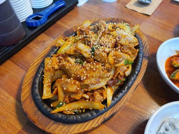  [곤지암맛집] 청국장과 보리밥: 고소한 청국장과 함께 먹는 제육쌈밥