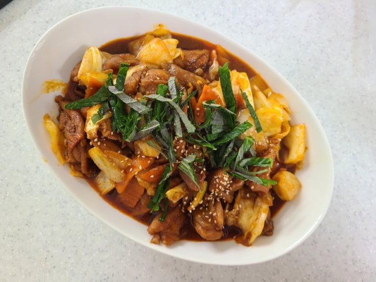  간편야식당 간단 술안주로 딱이야! 춘천 닭갈비 택배