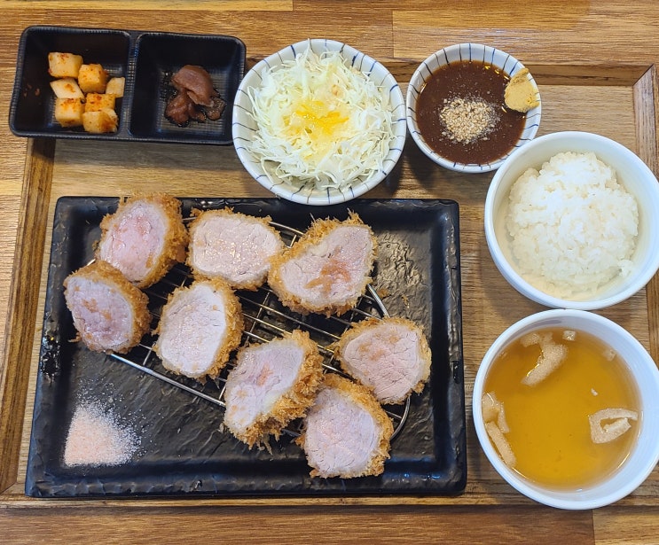  정자역 안심 돈카츠 맛집!! 바삭돈카츠