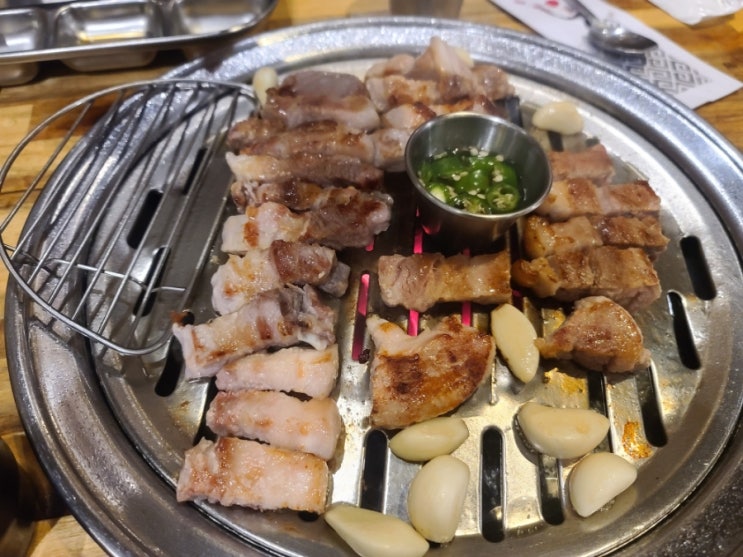 [울산]울산 동구 고기집/삼겹살 소금구이+다양한 소스 조합 맛집! 참진앓이 울산명덕점!