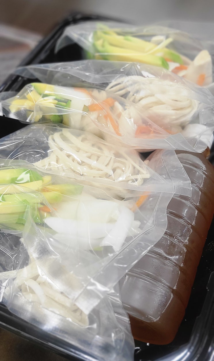  [목사랑시장] 칼국수 맛집  《오대산김밥 홀로생칼국수》밀키트 포장 후기