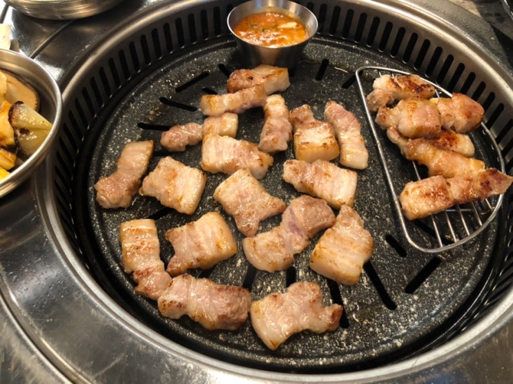  종각 고깃집 철로만든삼겹살 종로본점 찐맛집 인정