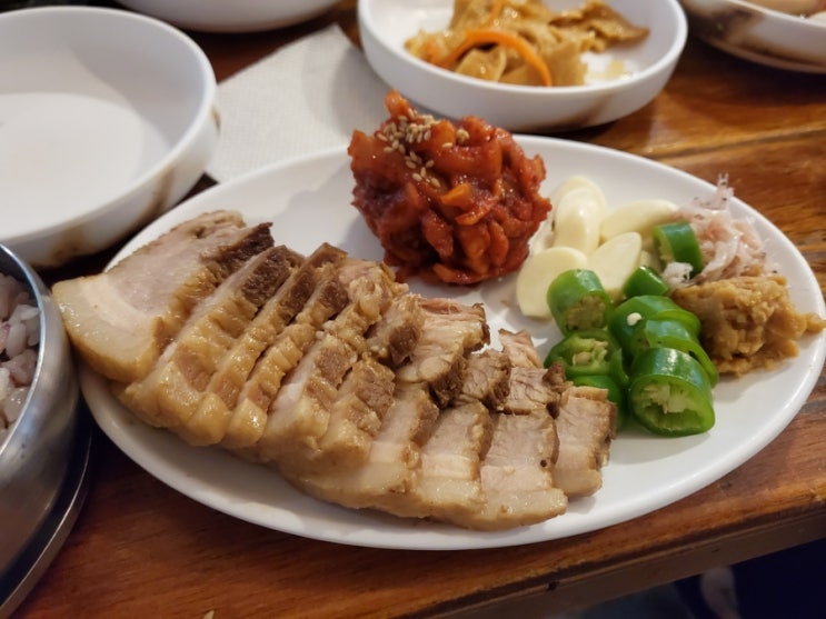 일상 일기 11월 네번째 / 술 먹는 하마처럼 술 먹고 노는 주말, 부평 지구상사, 이터널스 영화관, 세븐틴 콘서트