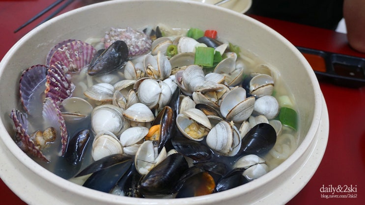  해운대 31cm 해물칼국수 :: 물총조개 가득한 부산 서면 칼국수 맛집