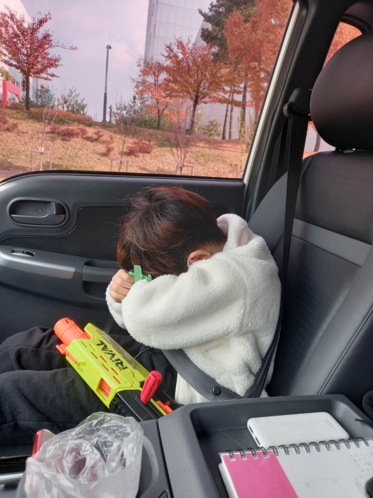  크리스마스 선물 땡겨 받은 주니어