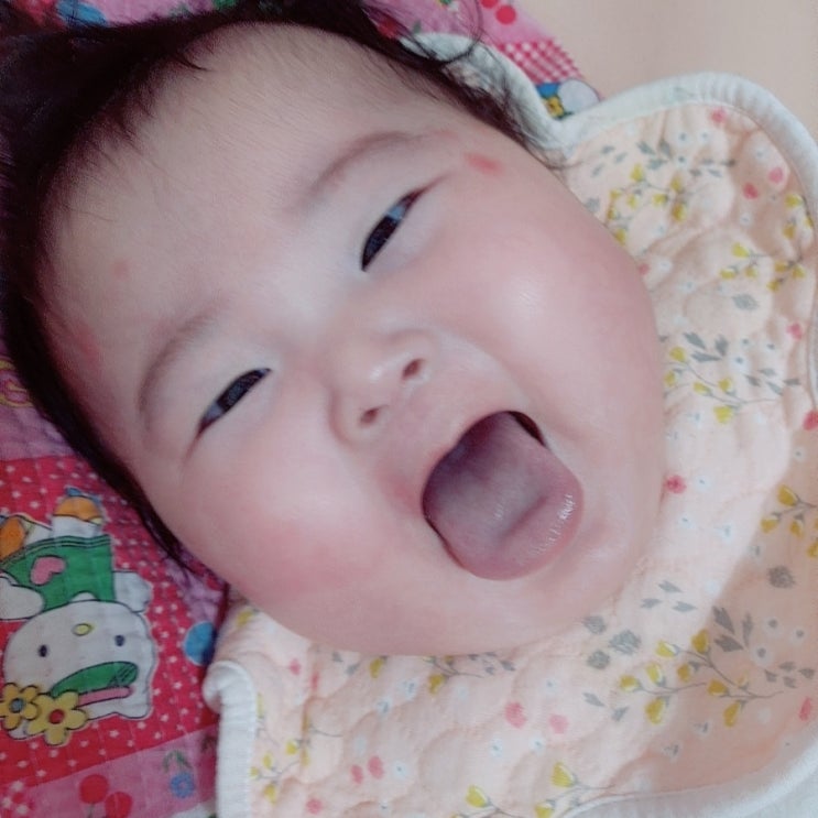  아빠와의 헤어짐이 어려운 딸