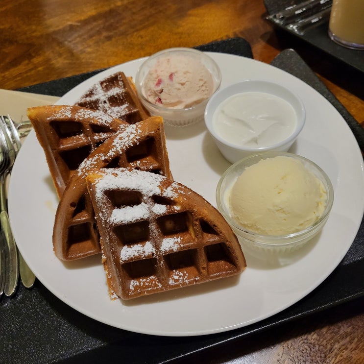  울산 북구 카페 : 와플이 맛있는 카페 핸즈커피