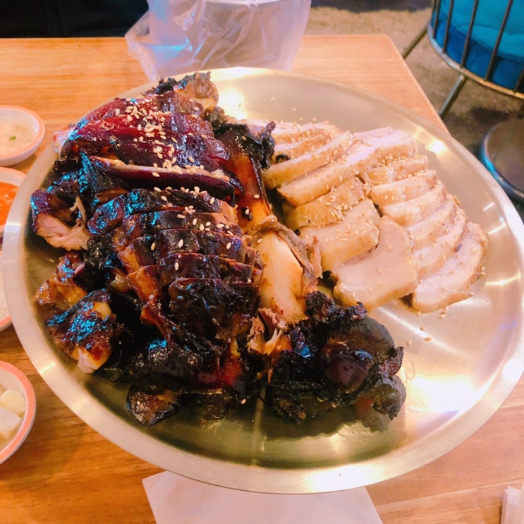  망리단길 족발집 망원꽃돼지에서 족발보쌈 내돈내산