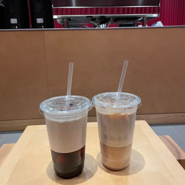  라떼가 맛있다는 광화문/시청/청계천 카페 펠트커피 (Felt Coffee) 블루보틀 청계천점 맞은편이예요!