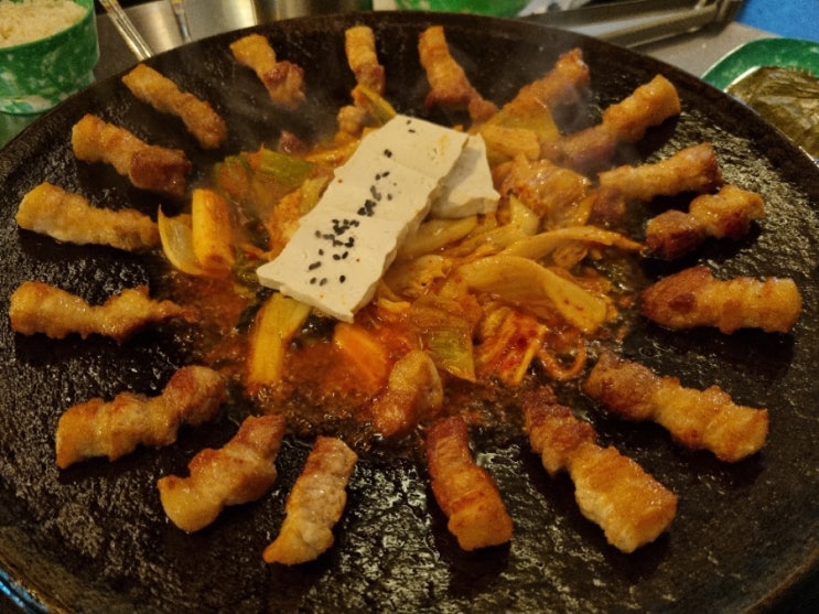  금천구 시흥사거리맛집-솥뚜껑 삼겹살 "솥돈" 비주얼이 예술~