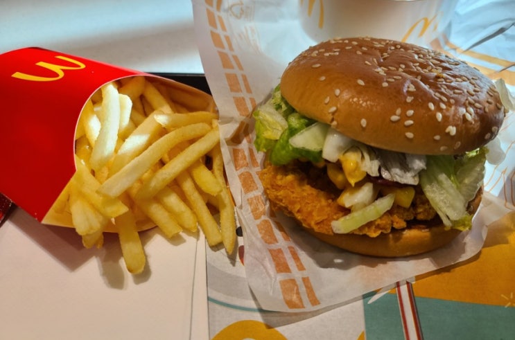  스파이시맥앤치즈버거 _ 맥도날드 신메뉴 후기
