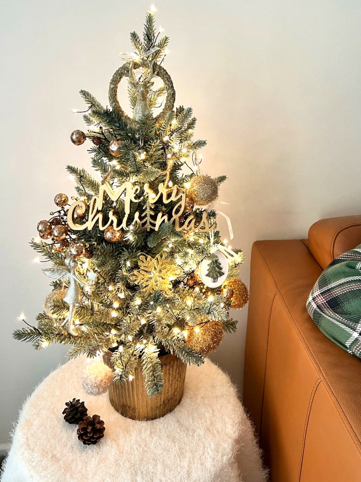 예쁜 황금빛 골드 팅커벨 크리스마스 트리 나무/레트로감성장식 트리 (60cm) 겨울 인테리어 소품