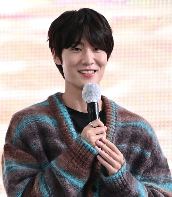  라이징 스타 배우 장률