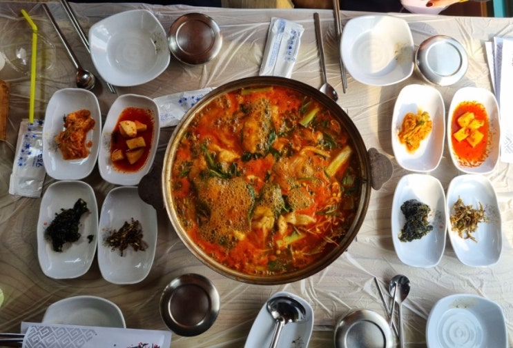  경치는 덤 매운탕 맛집( 영동  강산가든)-내돈 내산