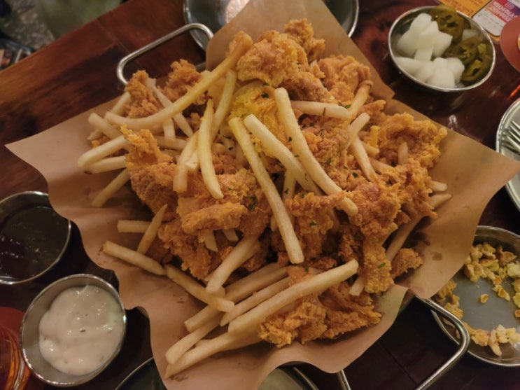  종각역 술집/맛집 :: 수제 맥주를 즐길 수 있는 "생활맥주" (치킨, 촉촉오징어)