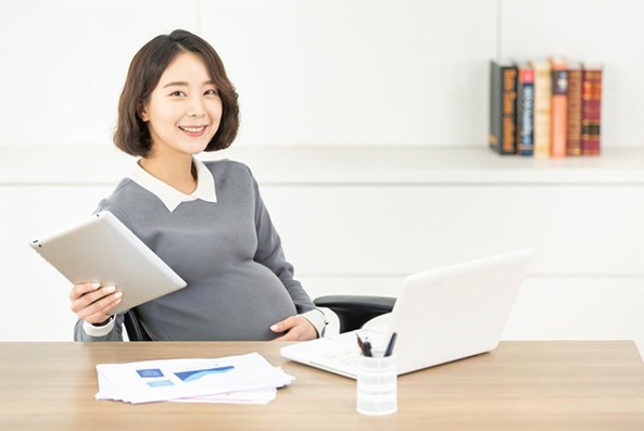 19일부터 임신근로자도 육아휴직, 출퇴근시간 변경도 가능한 사실 알고있니?
