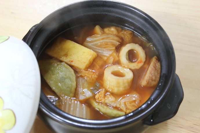  [로즈티비] 얼큰 시원 김치어묵탕