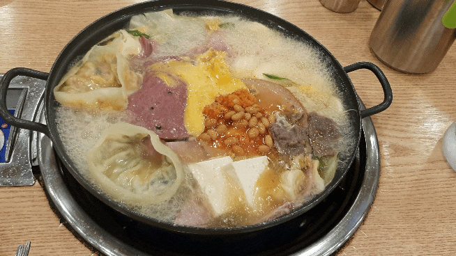  김포 맛집/불로동 - 냄비가 넘쳐요! 경복궁 개성 손 만두 요리 전문점
