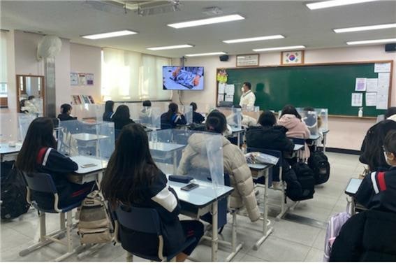 성신여자중학교 이미지