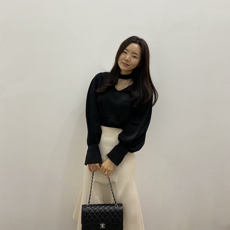  블랙 시스루 연말모임룩 까이지엔느