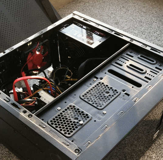 무선에어건으로 컴퓨터 본체, 차량 내부 청소 후기