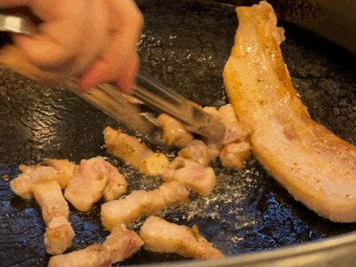  보정동카페거리맛집 무쇠철판 통삼겹 돼백집