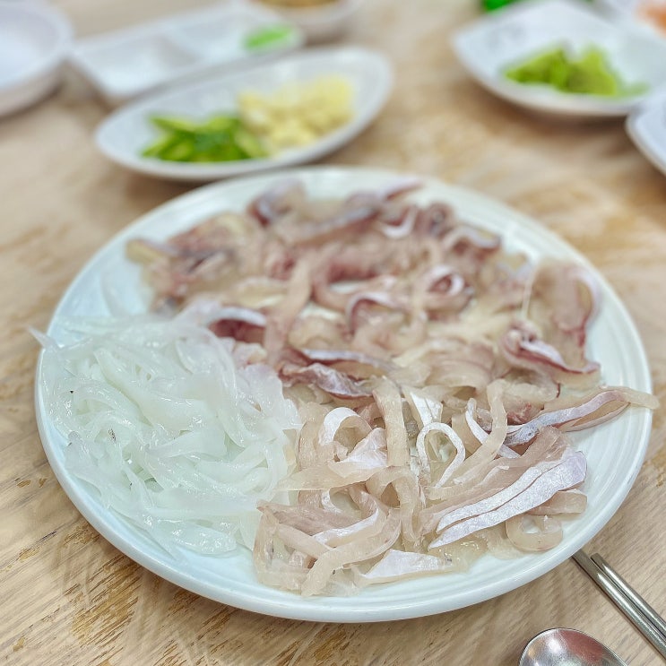  달달한 포항 회를 먹을 수 있는 구룡포 진강수산식당 횟집