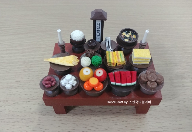  [추모관 미니어쳐 제사상] 수박도 만들어주세요. 미니어쳐제작. 주문제작. 미니어쳐만들기. 납골당꾸미기.