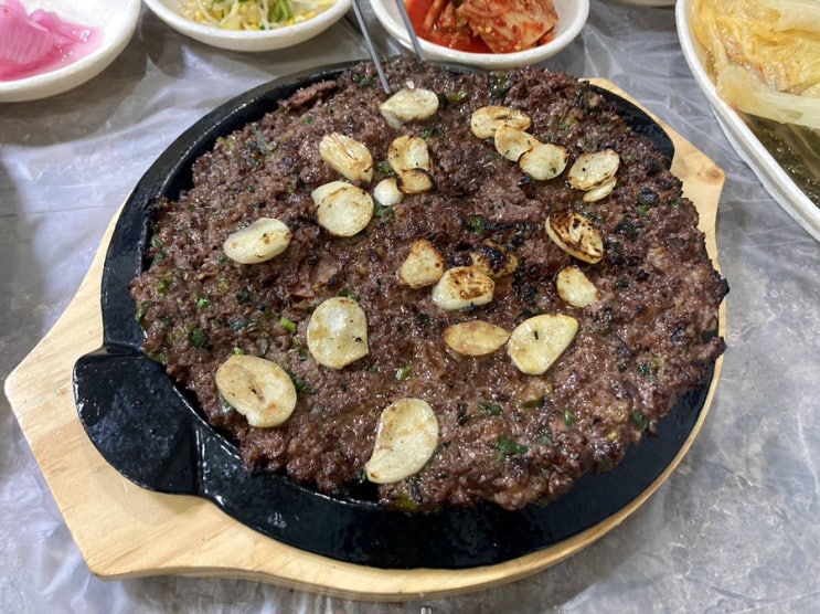  군산 떡갈비 맛집 “진갈비” 곰탕과 함께 먹어주는 떡갈비 / 군산여행 맛집탐방