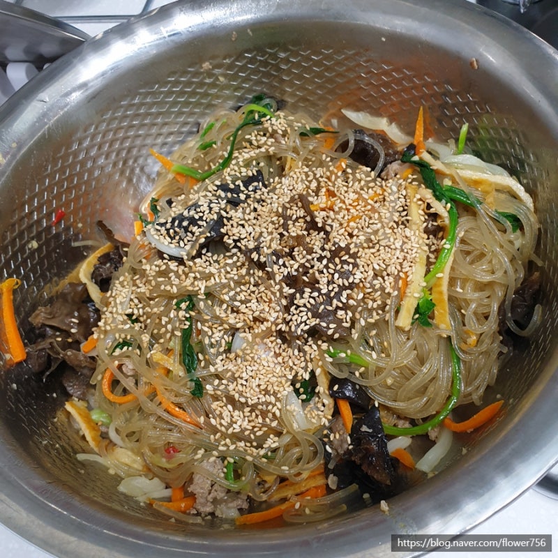 잡채 :: 돼지고기 뒷다리살 다짐육 잡채 레시피