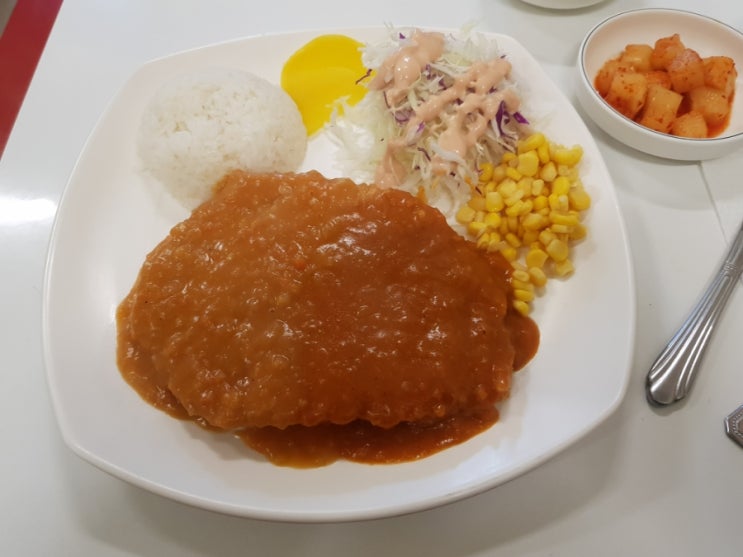 따님이 물려받은 은마아파트 경양식집 <할아버지 돈까스> 따님이 물려받은 은마아파트 경양식집 <할아버지 돈까스>