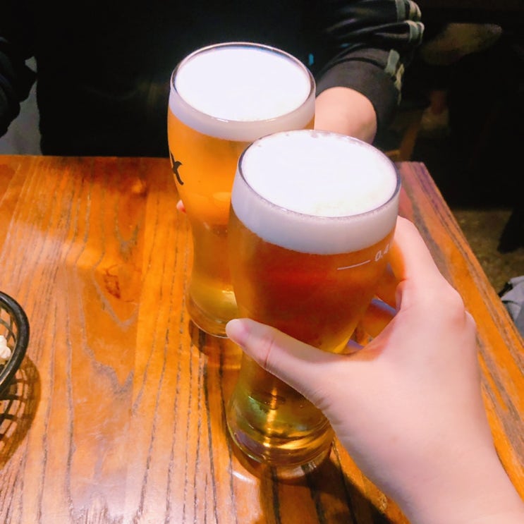  망원동 맥주집 비어트립에서 시원한 생맥주 한잔