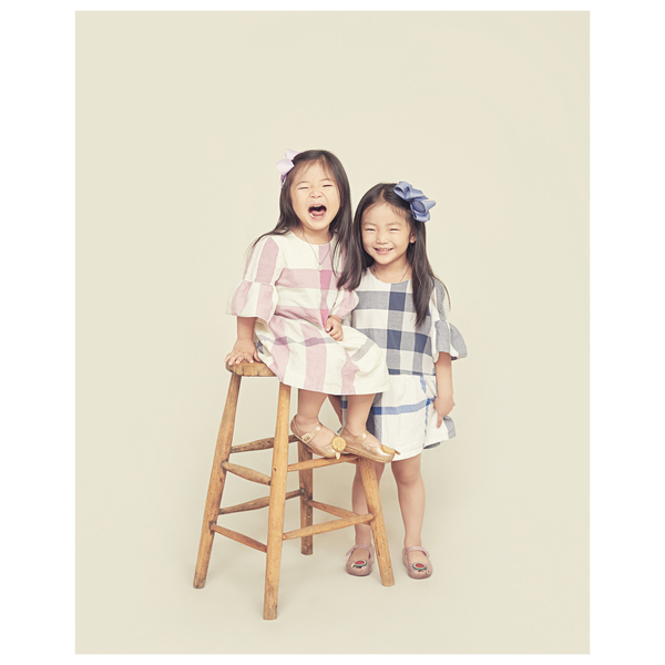  1년에 한 번 가족사진 담기.